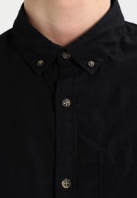 Jack & Jones JORGAVIN SLIM FIT - Camisa - black