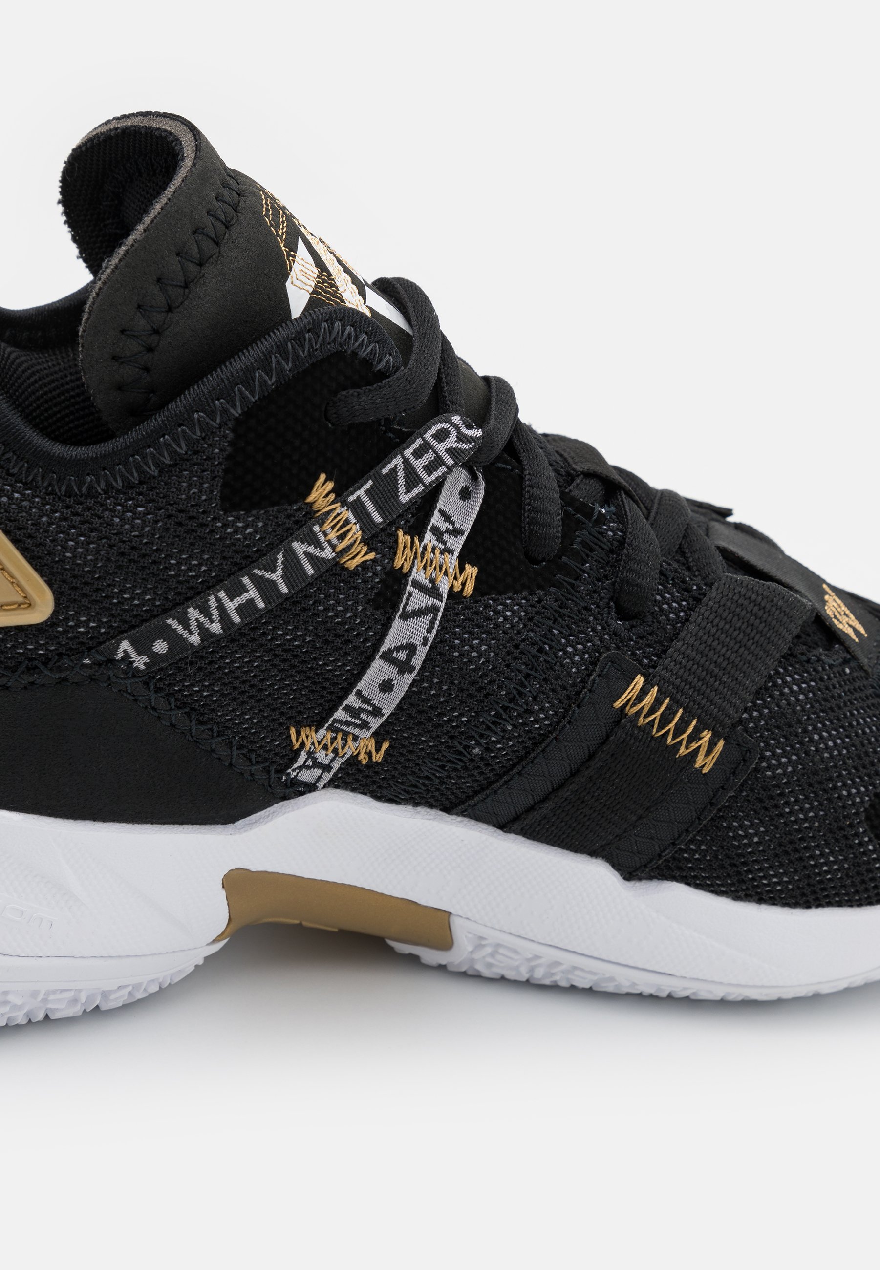 Jordan WHY NOT ZER0.4 BG UNISEX - Zapatillas de baloncesto -  black/white/metallic gold/negro - Zalando.es