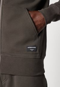 Björn Borg CENTRE ZIP HOODIE - Casaco polar - peat