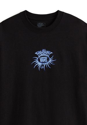 Zwarte katoenen t-shirt met een centrale blauwe grafische ontwerp met draaipatronen en het "VANS" logo in een ovaal.