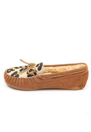 Boat shoes - camel