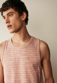 Next REGULAR FIT - Top - coral pink