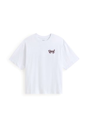 Hvid T-shirt med korte ærmer, rund halsudskæring og lille mørkerødt grafisk tekst på venstre bryst med teksten "Vans".