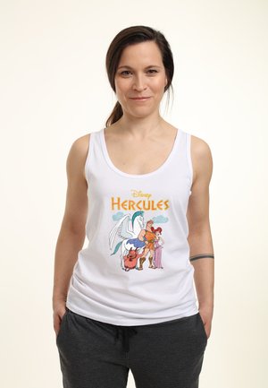 Hvid tanktop med et farverigt print fra Disneys Hercules, der viser karakterer og titlen; glat stof med en afslappet pasform.