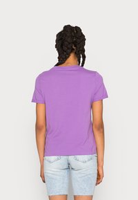 Vero Moda VMPAULA - T-shirt básica - hyacinth