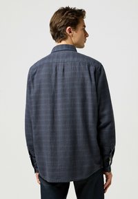 Wrangler LONG SLEEVE  - Overhemd - midnight grey