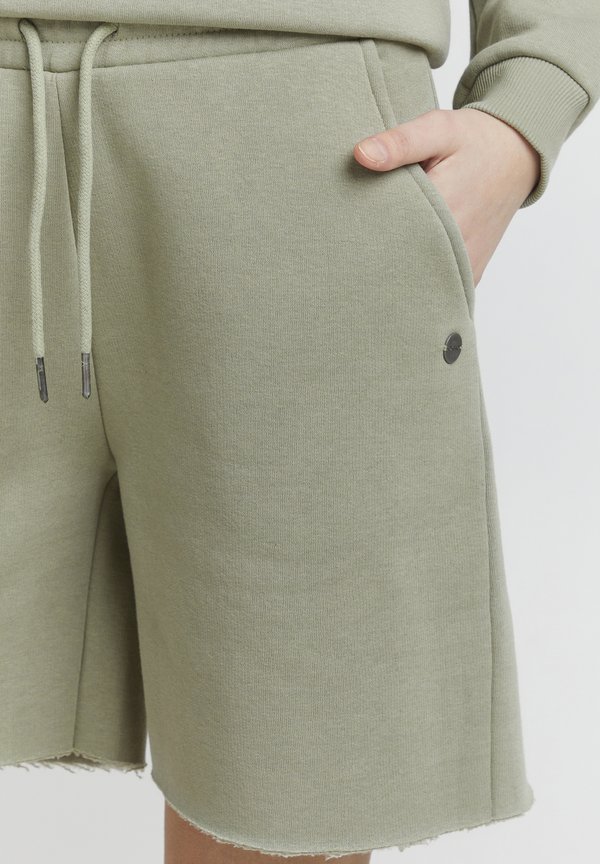 OXHOPE LOOSE FIT - Shorts - seagrass2