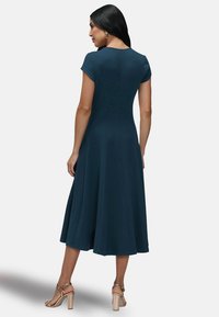 HotSquash A LINE WITH CAP SLEEVES - Jerseykleid - teal