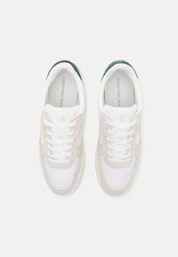 Calvin Klein Jeans CLASSIC CUPSOLE ICONIC  - Tenisky - bright white/green palm