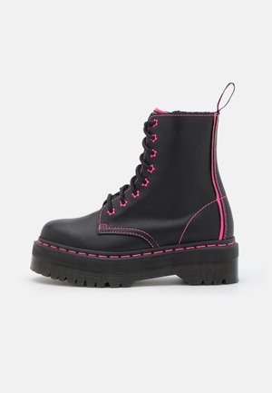 Plateaustiefelette - black