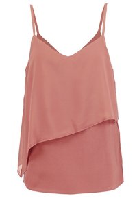 Camisola in seta rosa con spalline regolabili, scollatura a V e design a strati; texture liscia con orlo leggermente asimmetrico.