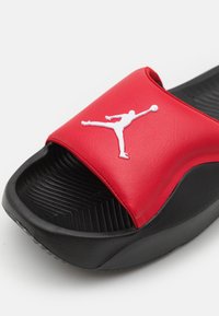 Jordan JORDAN SLIDE UNISEX - Mules - varsity red/white/black