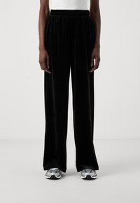 Vero Moda Tall - VMEFFIE WIDE PANTS  - Pantalon classique - black Image miniature 1