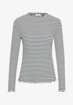 Langærmet top med sorte og hvide striber, ribbet tekstur, med bølget halsudskæring og kant, tætsiddende design.