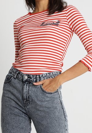 Bluzka z długim rękawem