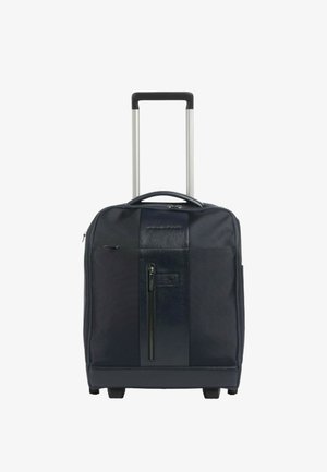 Marineblauwe koffer op wielen met een gelamineerde stof en een glad leren accent, uitgerust met een handvat aan de bovenkant, een uitschuifbaar handvat en ritscompartimenten.