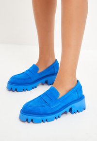 Cesare Gaspari PLATFORM LOAFERS  - Belebújós cipők - blue