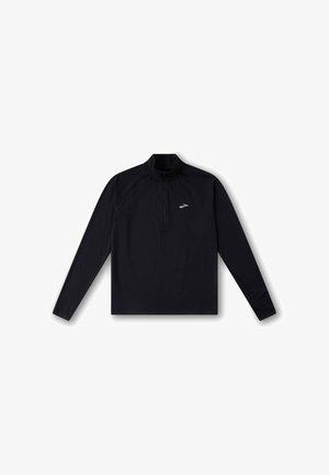T-shirt de sport noir à manches longues avec un col zippé quart, texture lisse et logo réfléchissant sur la poitrine gauche, conçu pour le confort et la performance.