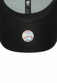 New Era 9FORTY    PAILLETTEN NEW YORK YANKEES - Cap - black