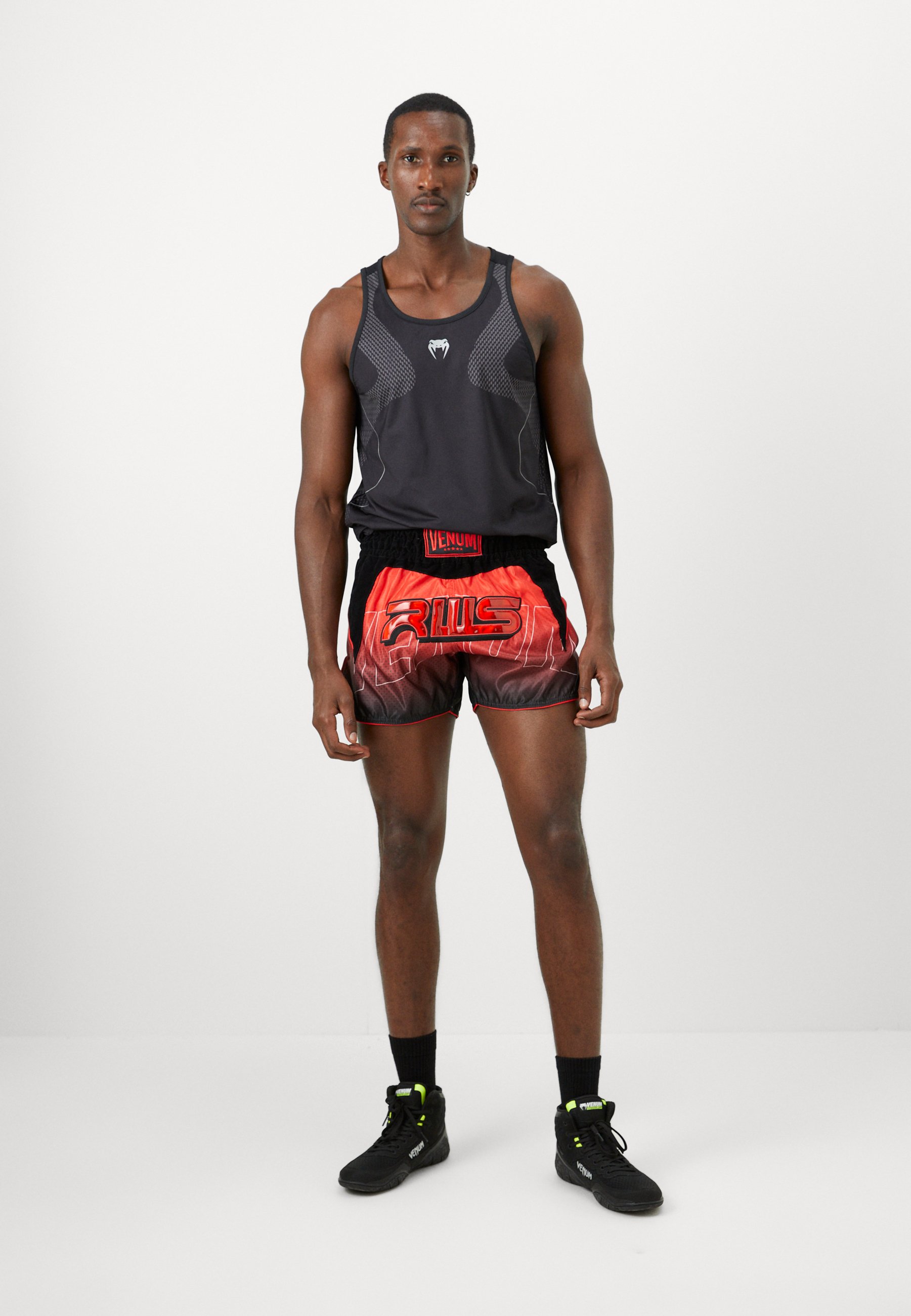 Venum RWS 2.0 MUAY THAI SHORTS - Sports shorts - black/red/black