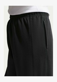 Επιλέχθηκε, black/black/(white)