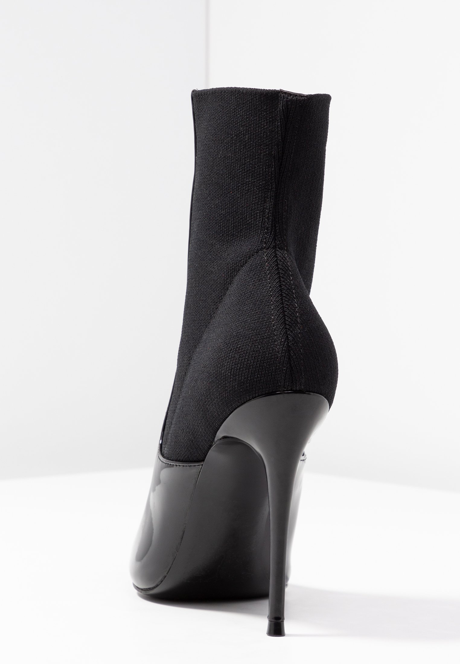 steve madden divinity bootie