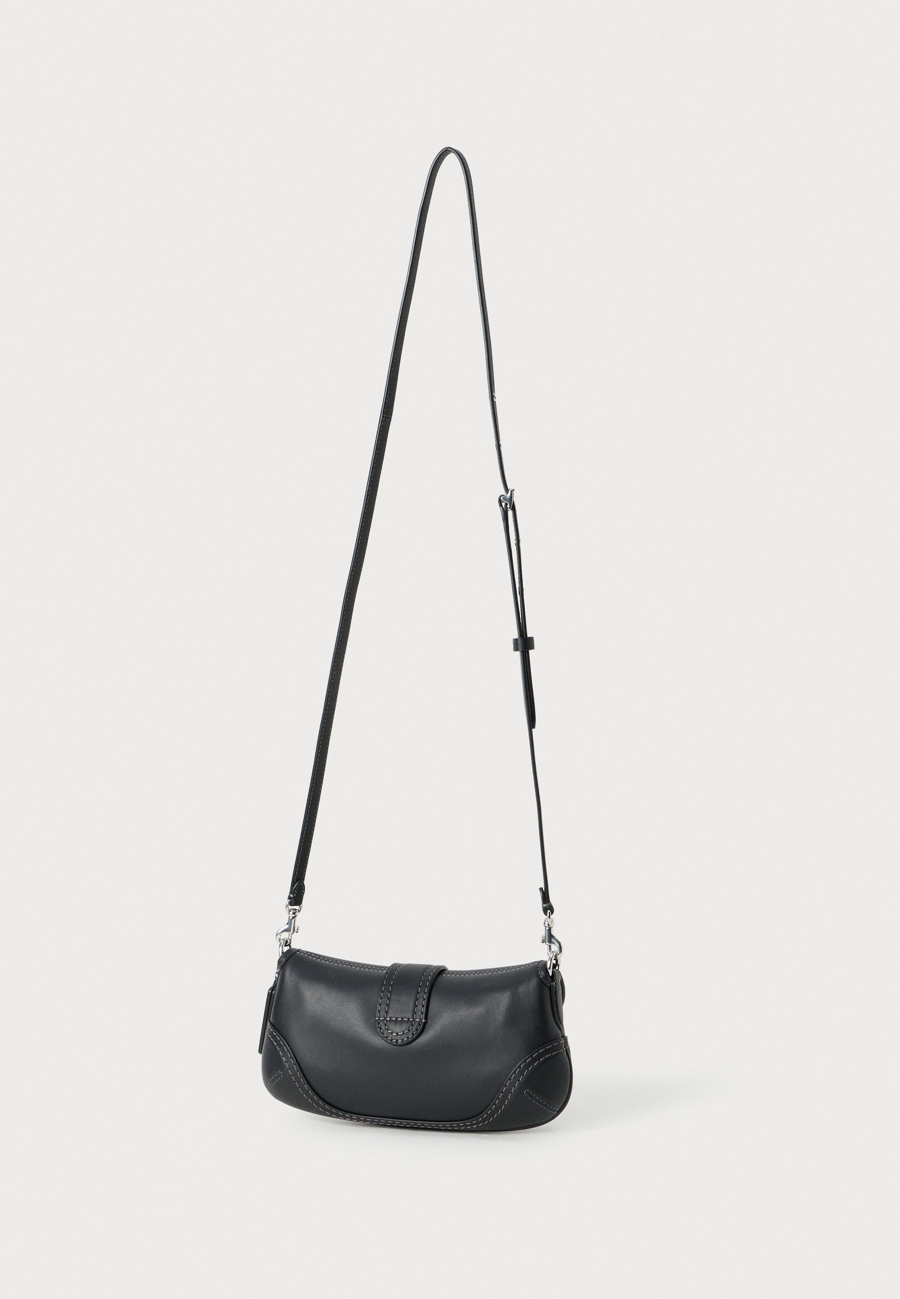 COACH SOHO BAG 25 - Umhängetasche - black/schwarz - Zalando