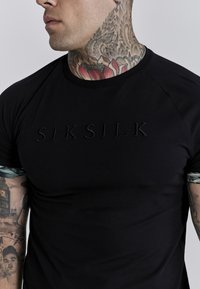 SIKSILK ROLLS SLEEVE Basic T-shirt black