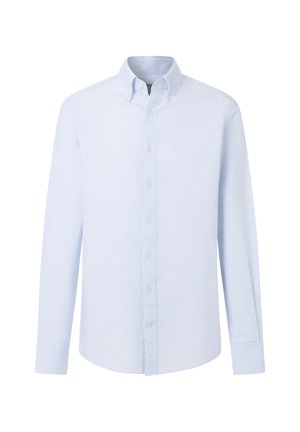 Hellblaues, langärmliges Hemd mit Knöpfen und einem Button-Down-Kragen auf weißem Hintergrund, Vorderansicht.