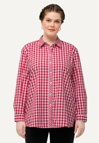 Ulla Popken CHECKERED - Camicia - salsa