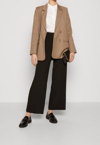 Anna Field Tygbyxor - black