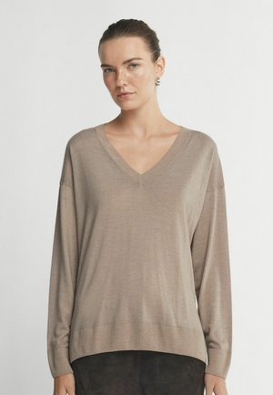 ULTRAFINE V NECK - Stickad tröja - dunkelgrau dark stone garment-dyed