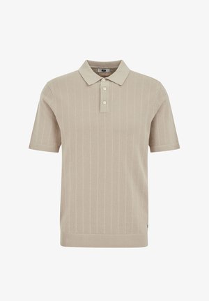 Bézs színű, rövid ujjú kötött pólóing texturált, függőleges csíkokkal, három gombbal és klasszikus gallérral.
