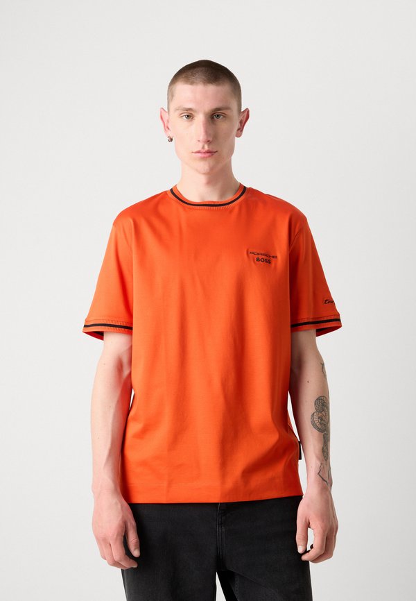 TAUT - Basic T-shirt - dark orange3