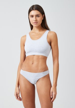 Lichtgrijze katoenen bralette en bikini set met een gladde textuur, met een ronde halslijn en een elastische band met het label "SNOCKS."