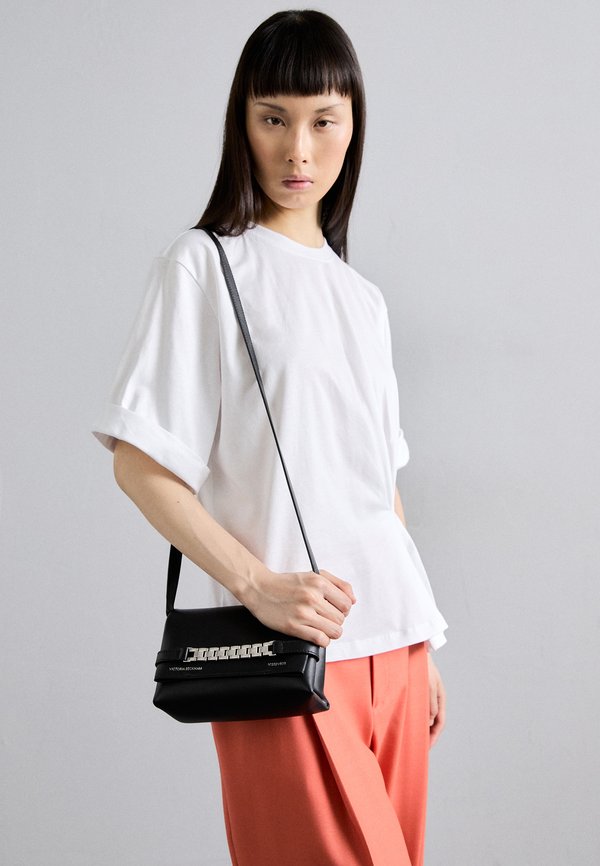 MINI CHAIN POUCH - Cross body bag2