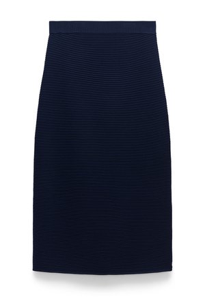 Gonna a matita blu navy con tessuto testurizzato a coste orizzontali. Caratterizzata da una fascia in vita liscia e un taglio dritto, che arriva appena sopra il ginocchio.