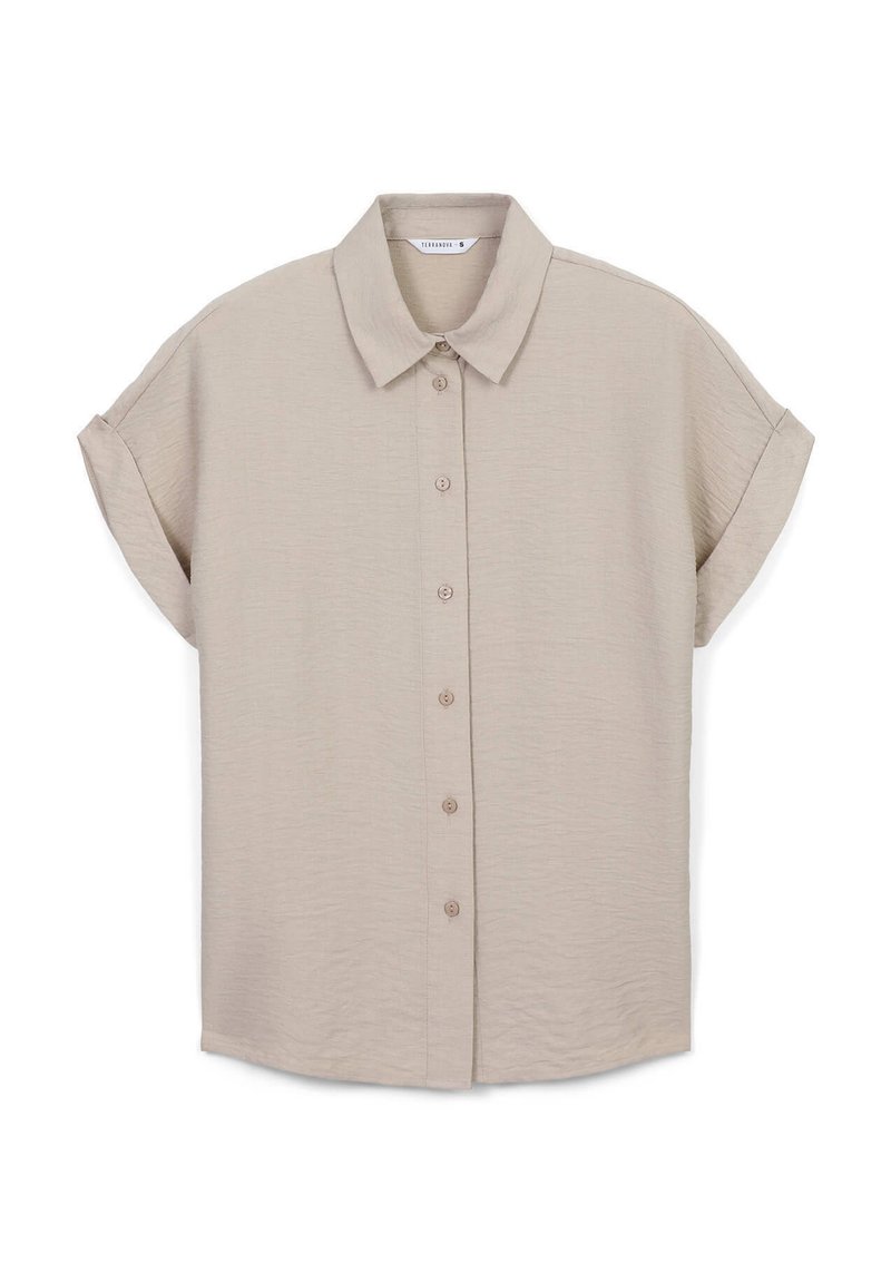 Camicia a maniche corte con bottoni di un beige chiaro. Realizzata in tessuto testurizzato con una finitura morbida. Presenta un colletto classico e polsini arrotolati.
