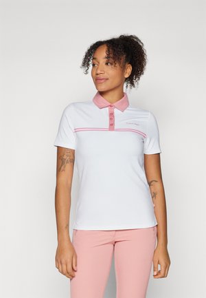 Polo bianco con colletto rosa e dettagli a righe. Maniche corte e patta con bottoni. Logo Calvin Klein ricamato sul petto.