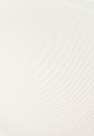 Tessuto bianco a coste con una texture liscia, che mostra linee orizzontali e una leggera lucentezza, suggerendo flessibilità e comfort.