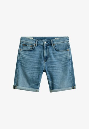 Hellblaue Jeansshorts mit umgeschlagenen Säumen, Frontknopf, Reißverschluss und Fünf-Taschen-Design.