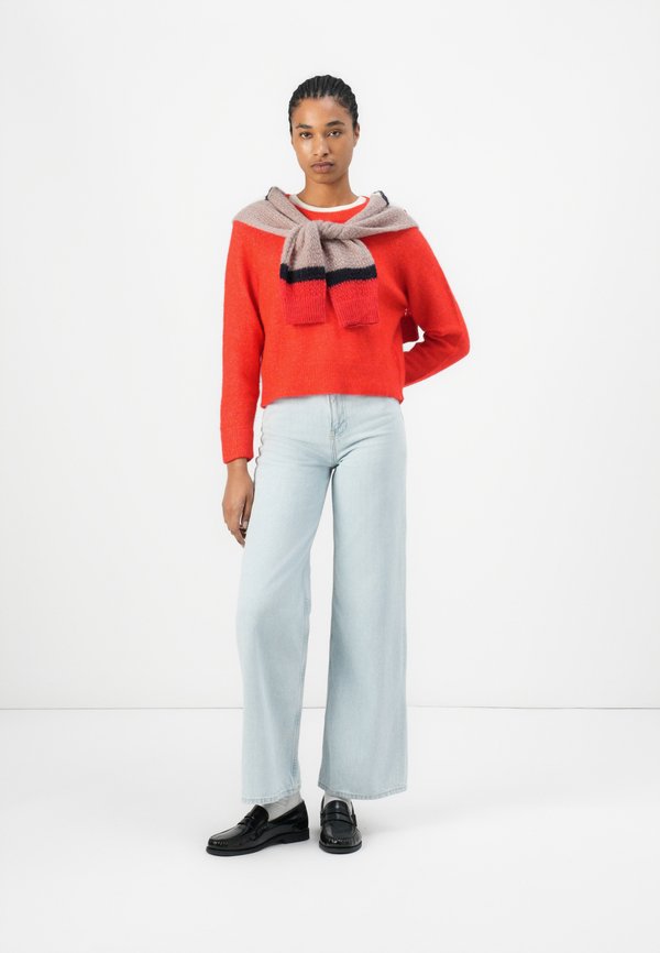 SHORT - Jumper - flame scarlet2