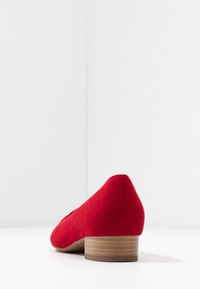Peter Kaiser Klassieke pumps - red