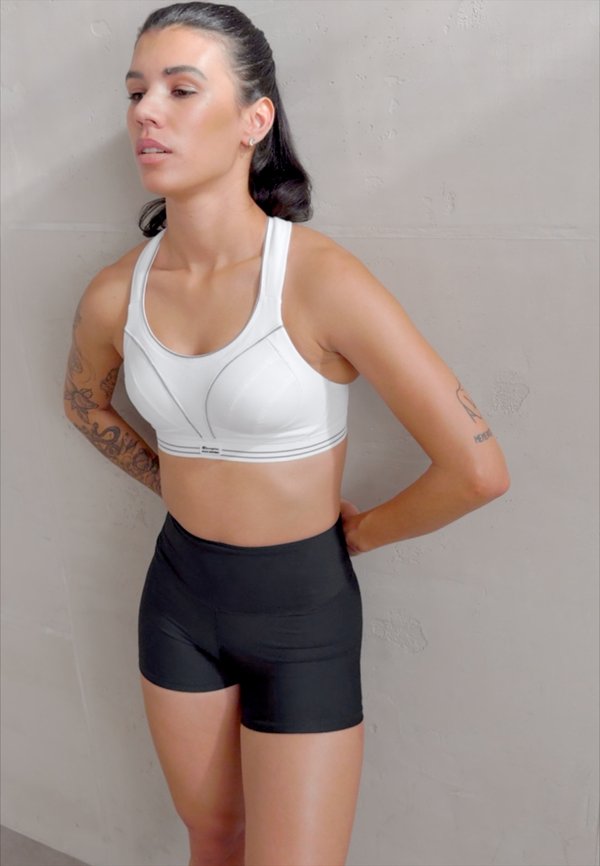 ULTRA HIGH WAIST HOT PANT - Leggings2