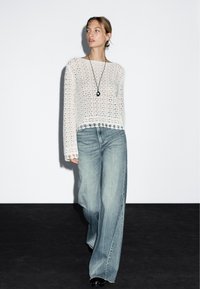 Massimo Dutti FLARED HIGH-WAIST - Flared Jeans - light blue