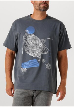 - T-shirt z nadrukiem