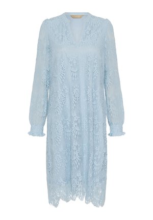 Hele sinine pitskleit pikkade varrukate, V-kaeluse, keerukate lillemustrite ja volangkäistega, millel on põlvekohale ulatuv lõige.