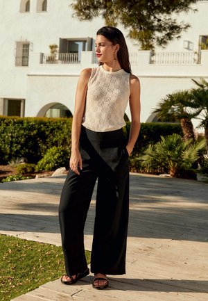 WIDE LEG - Housut - black