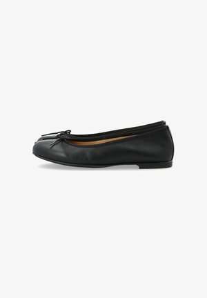 Ca'Shott, CASELVIRA - Baleriinad - black