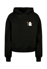 Sudadera corta negra con un gráfico de un fantasma y el texto "Boo to You" en naranja. Cuenta con una capucha ajustable y puños de canalé. Textura de tela suave.